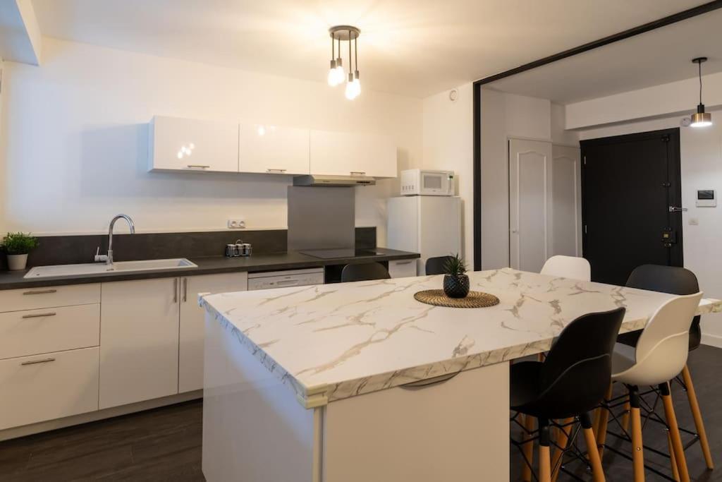 Superbe Appartement Centre Historique Авиньон Экстерьер фото